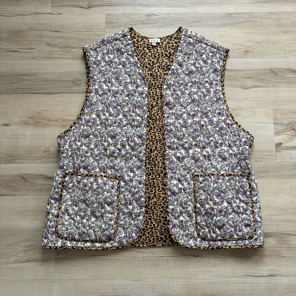 POL Jackets & Blazers - POL Antique Floral Print Vest with Leopard Print Trim & Leopard Inside